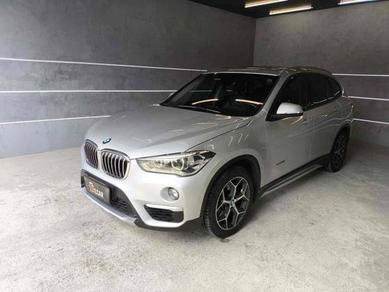 BMW X1 2.0 16V TURBO ACTIVEFLEX SDRIVE20I 4P AUTOMÁTICO BMW X1 2.0 16V TURBO ACTIVEFLEX SDRIVE20I 4P AUTOMÁTICO